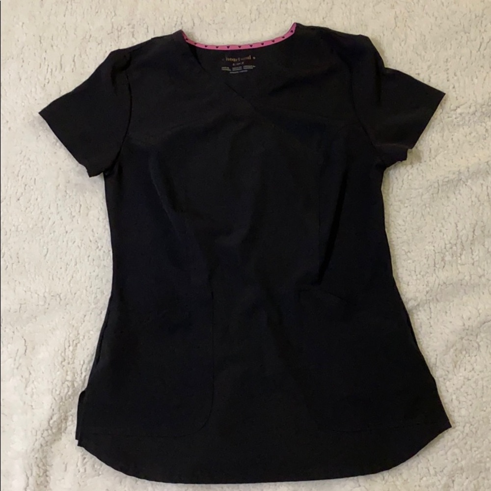 HeartSoul black 7 pocket scrub top